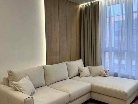 квартира по адресу Героев Майдана ул., 1