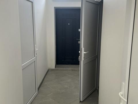 комерційна за адресою смт. Запитів, Київська вул., 185