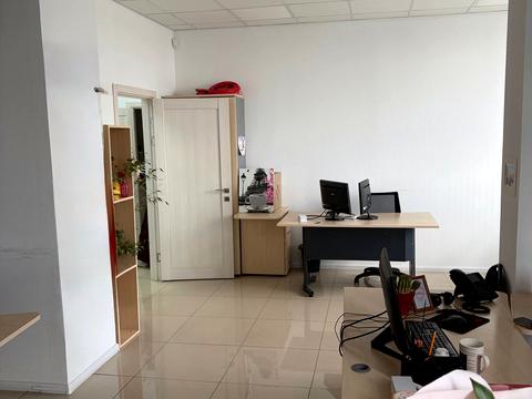 комерційна за адресою Київ, Трускавецька вул., 8