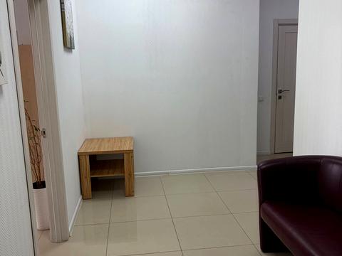 комерційна за адресою Київ, Трускавецька вул., 8