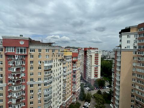 квартира за адресою Василя Симоненка вул., 5-А
