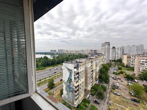 квартира по адресу Миколы Бажана просп., 7