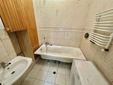 квартира за адресою Гетьмана Петра Дорошенка вул. (Жовтнева), 25