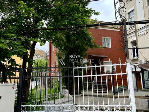 коммерческая по адресу Шота Руставели ул., 15-Б
