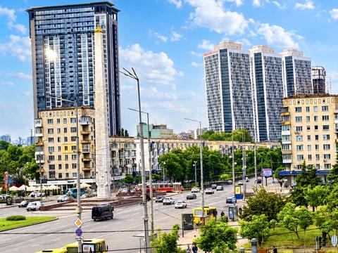 комерційна за адресою Олеся Гончара вул., 79
