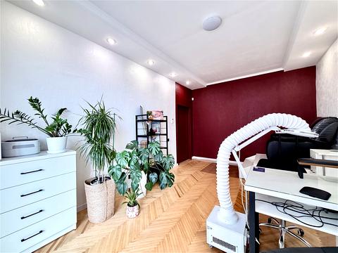комерційна за адресою Олеся Гончара вул., 79