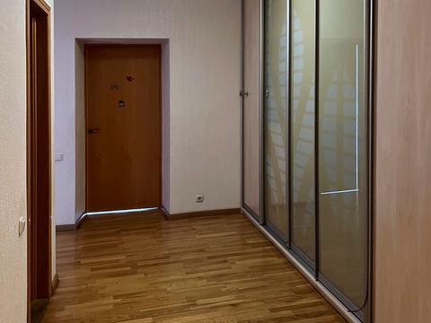 квартира за адресою Прилужна вул., 4/15