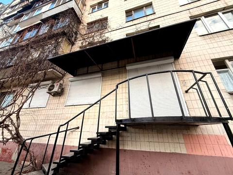 комерційна за адресою Казимира Малевича вул. (Боженка), 111
