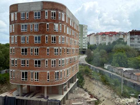 квартира за адресою Івана Миколайчука вул., (Будинок 1)