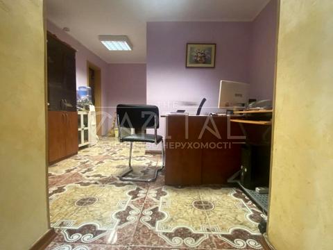 коммерческая по адресу Святошинская ул., 41