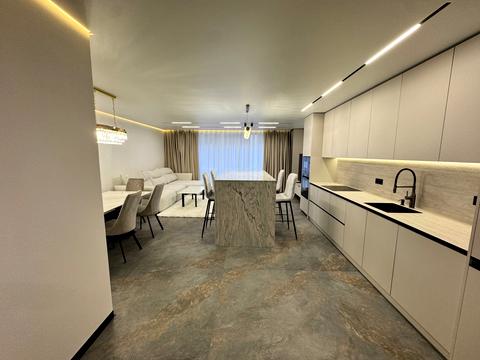 квартира за адресою Романа Левицького вул., 4