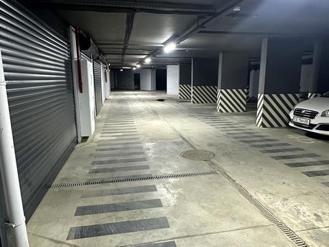 паркоместо по адресу Кузьмы Минина ул., 20