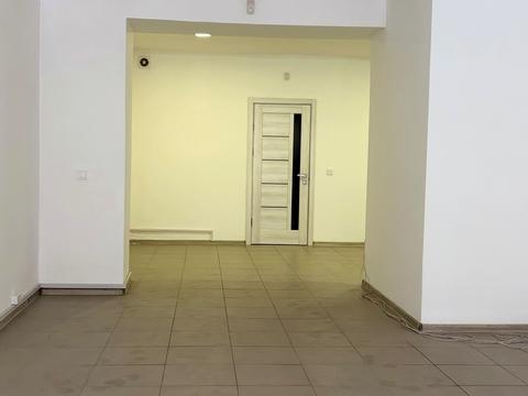 коммерческая по адресу Александра Довженко ул., 25б