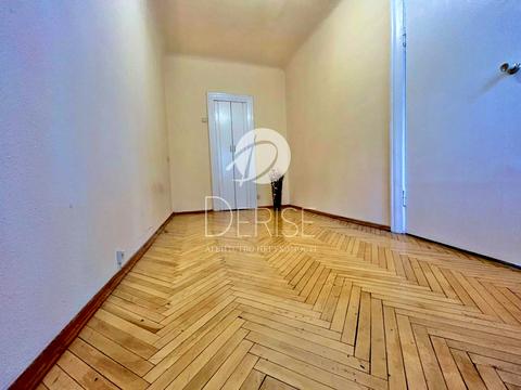 квартира за адресою Лабораторна вул., 28