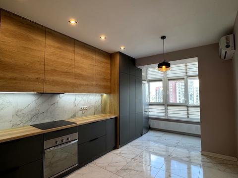 квартира за адресою Шкільна вул., 5