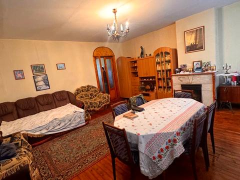 будинок за адресою смт. Кринички, Козацька