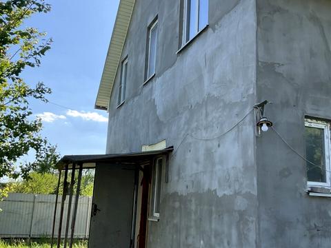 будинок за адресою с. Вишеньки, Українська, 9б