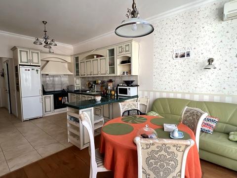 квартира по адресу Аркадиевский пер., 9/1