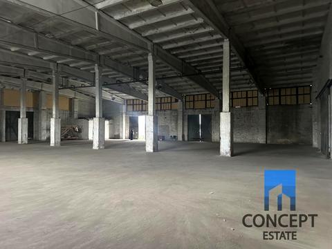 комерційна за адресою Десантників пл., 5