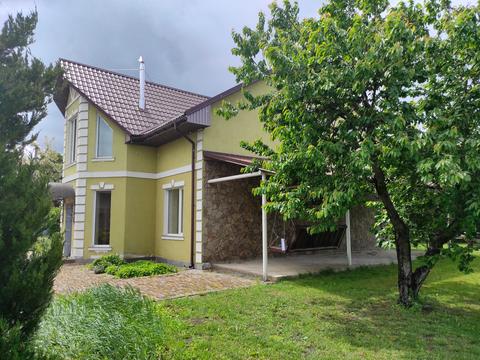 будинок за адресою Привітна