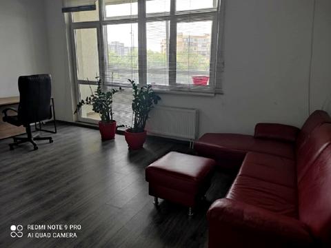 комерційна за адресою Євгена Коновальця вул. (Щорса), 44-А