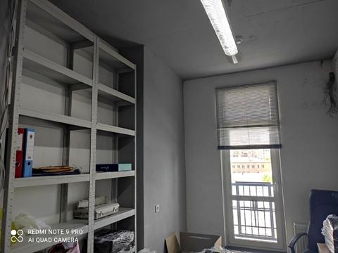 комерційна за адресою Євгена Коновальця вул. (Щорса), 44-А