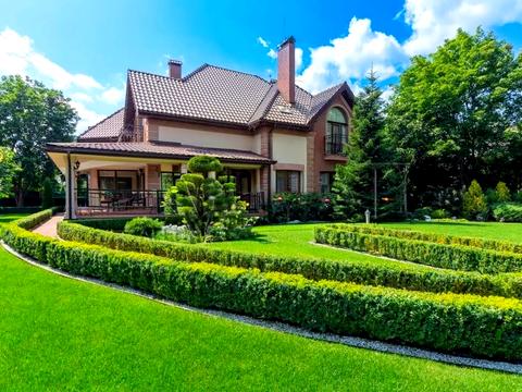 будинок за адресою Велика Набережна