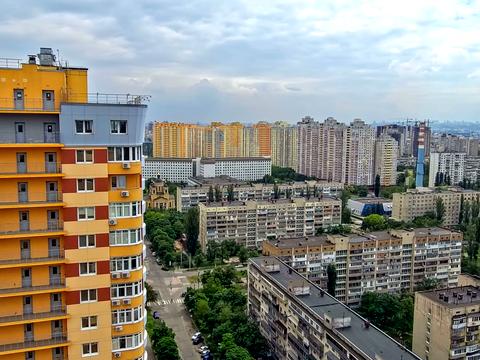 квартира за адресою Юрія Кондратюка вул., 3