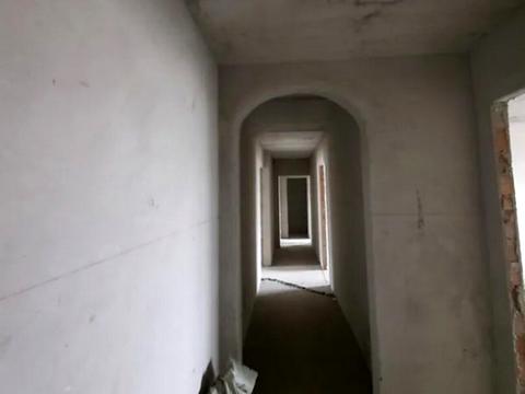 квартира за адресою Коновальця вул., 11