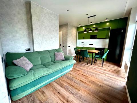 квартира по адресу Салютная ул., (Будинок 02301-02303)