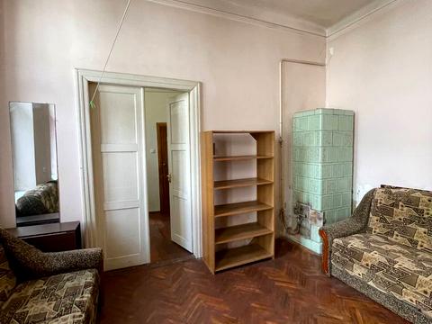 квартира за адресою Під Дубом вул. (Космонавтів), 8