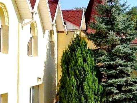 будинок за адресою Квітки-Основ'яненка вул.