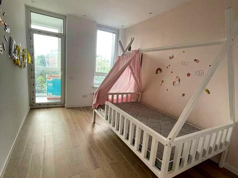 квартира за адресою Салютна вул., (Будинок 02301-02303)