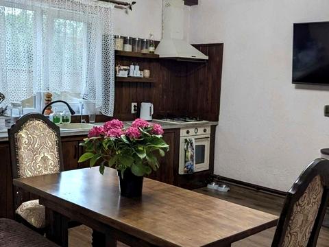 будинок за адресою Лісна