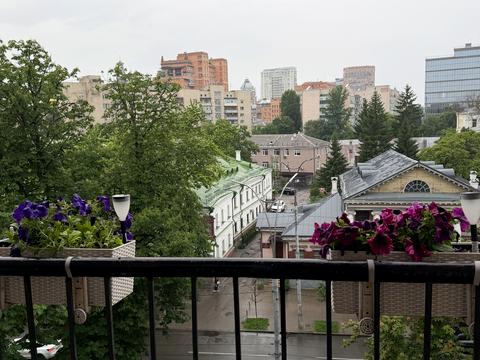 квартира за адресою Князів Острозьких вул. (Московська), 37/2
