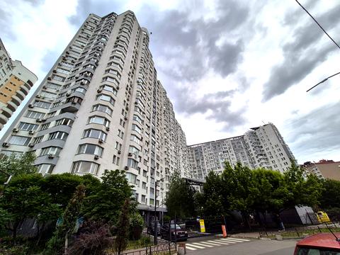 квартира за адресою Миколи Бажана просп., 16