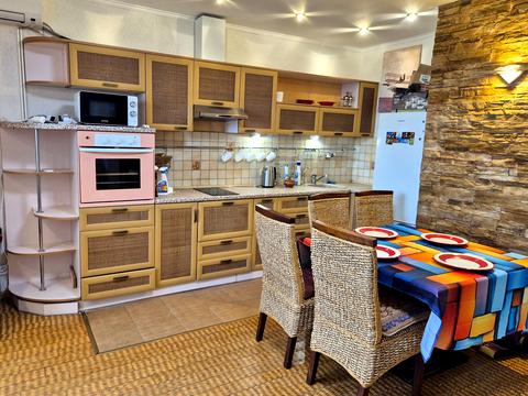 квартира за адресою Миколи Бажана просп., 16