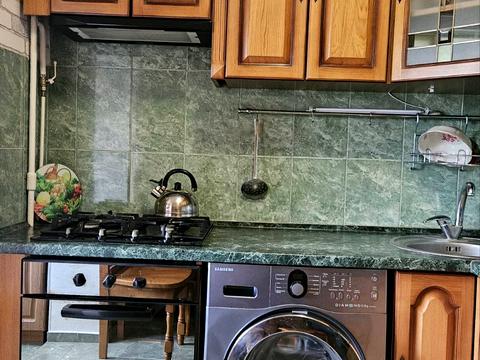 квартира за адресою Дніпровська набережна вул., 9-А