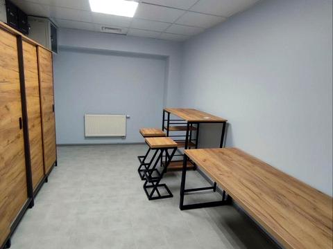 комерційна за адресою Залізничний пров., 5