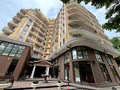 квартира по адресу Французский бульв., 13а