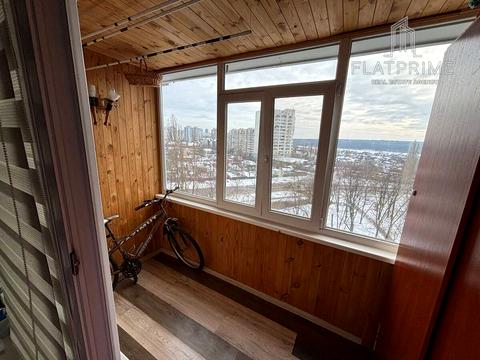 квартира за адресою Академіка Булаховського вул., 38
