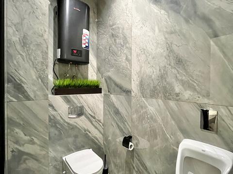 комерційна за адресою Набережно-Корчуватська вул., 29а
