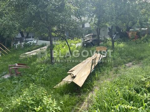участок по адресу Строителей ул., 106