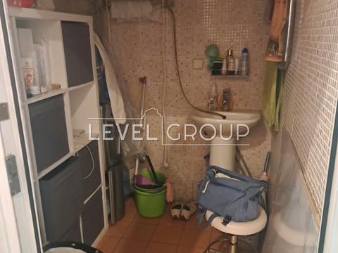 комерційна за адресою Тарасівська вул., 21