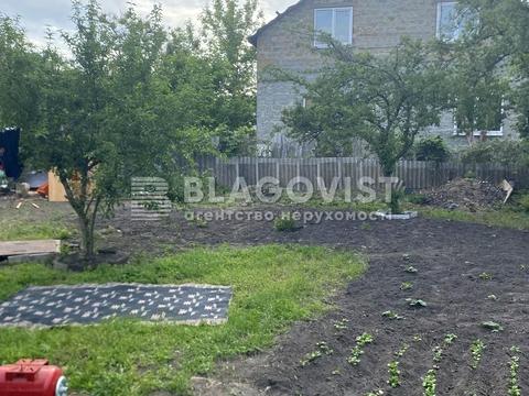 участок по адресу Строителей ул., 104