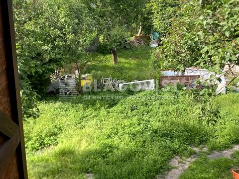 участок по адресу Строителей ул., 104