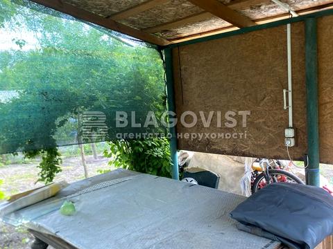 участок по адресу Строителей ул., 104