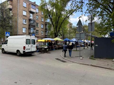 комерційна за адресою Рене Декарта вул. (Кулібіна), 5