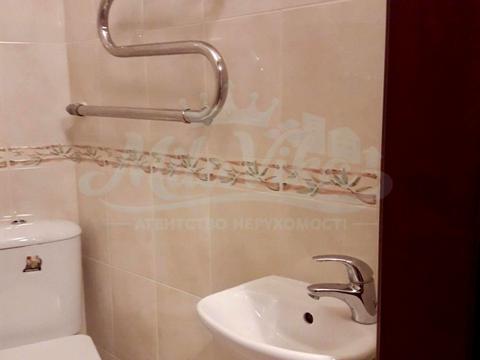 квартира за адресою Анни Ахматової вул., 31