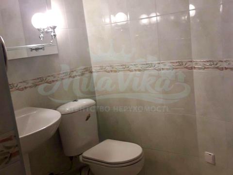 квартира за адресою Анни Ахматової вул., 31